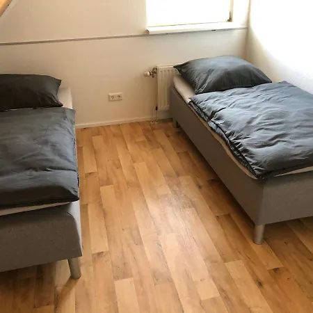 Hébergement de vacances Baumberger Ferienhaus Mit Garten & Wintergarten Mit 3 Schlafzimmern & 2 Baedern Nottuln