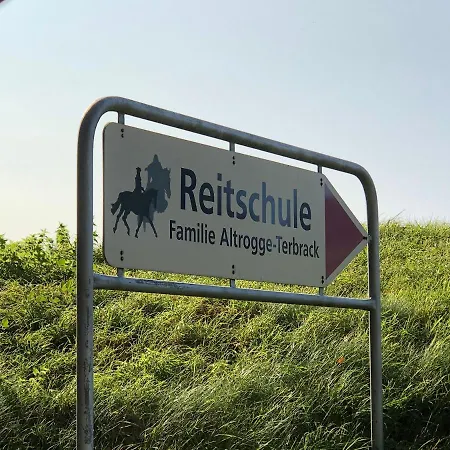 Baumberger Ferienhaus Mit Garten & Wintergarten Mit 3 Schlafzimmern & 2 Baedern Nottuln