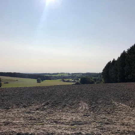 Hébergement de vacances Baumberger Ferienhaus Mit Garten & Wintergarten Mit 3 Schlafzimmern & 2 Baedern