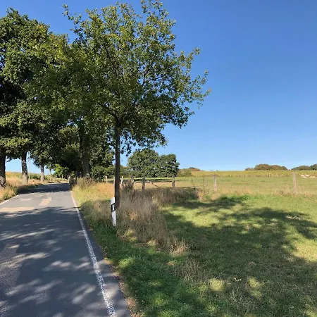 Baumberger Ferienhaus Mit Garten & Wintergarten Mit 3 Schlafzimmern & 2 Baedern * Nottuln