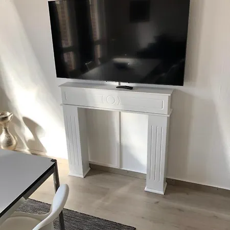 Baumberger Ferienhaus Mit Garten & Wintergarten Mit 3 Schlafzimmern & 2 Baedern Hébergement de vacances