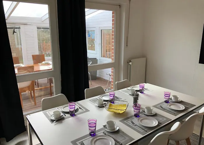 Baumberger Ferienhaus Mit Garten & Wintergarten Mit 3 Schlafzimmern & 2 Baedern Сasa de vacaciones *