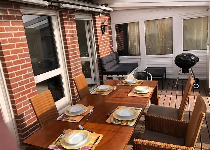 Baumberger Ferienhaus Mit Garten & Wintergarten Mit 3 Schlafzimmern & 2 Baedern *