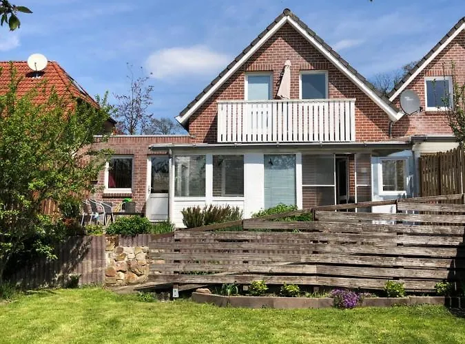 Baumberger Ferienhaus Mit Garten & Wintergarten Mit 3 Schlafzimmern & 2 Baedern Сasa de vacaciones *