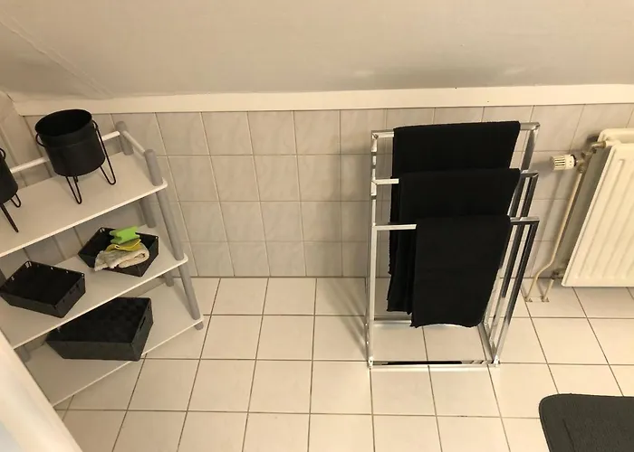 Baumberger Ferienhaus Mit Garten & Wintergarten Mit 3 Schlafzimmern & 2 Baedern